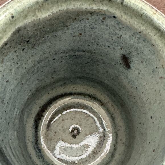 Studio Art Pottery Mug Green Brown Raised Abstract Swirl Striped Handle Signed - Picture 8 of 14